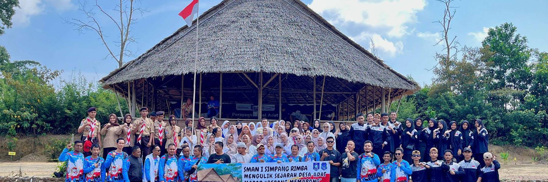 Literasi ke Gebong Mamarong